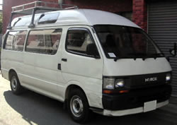 車両(牽引・カメラカー)