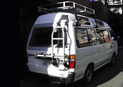 車両(牽引・カメラカー)